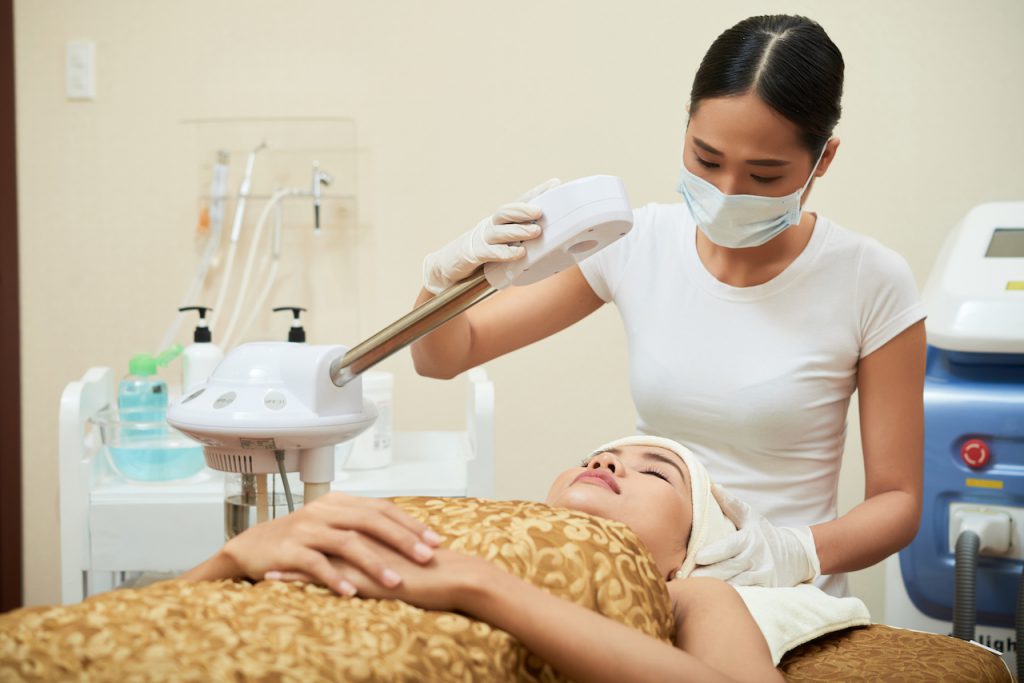 How to Become an Aesthetician in the UK - Tapoly